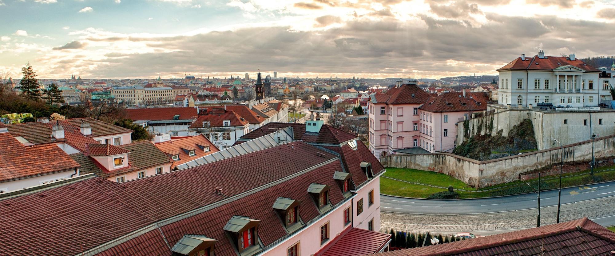 Hotel Hoffmeister Praha Bagian luar foto